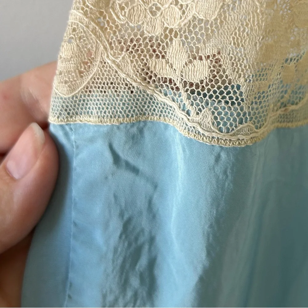 1940’s PLUS SIZE Joy Lingerie Co. Blue Satin Cream Lace Maxi Slip Dressing Gown - Picture 14 of 16